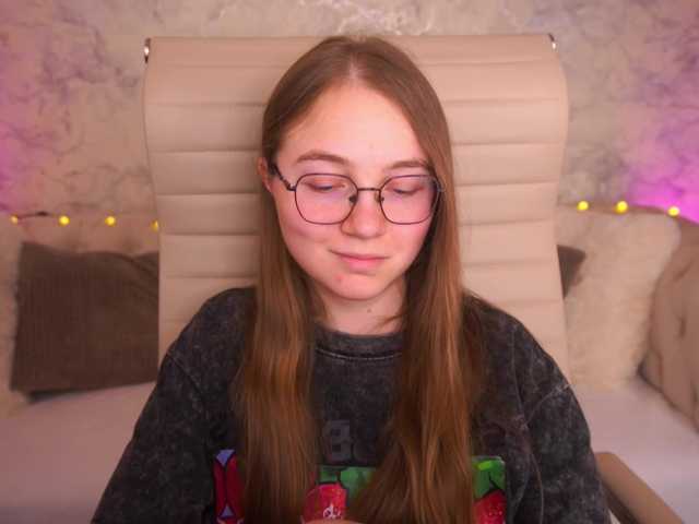 ArrinaWairr live cam on BongaCams