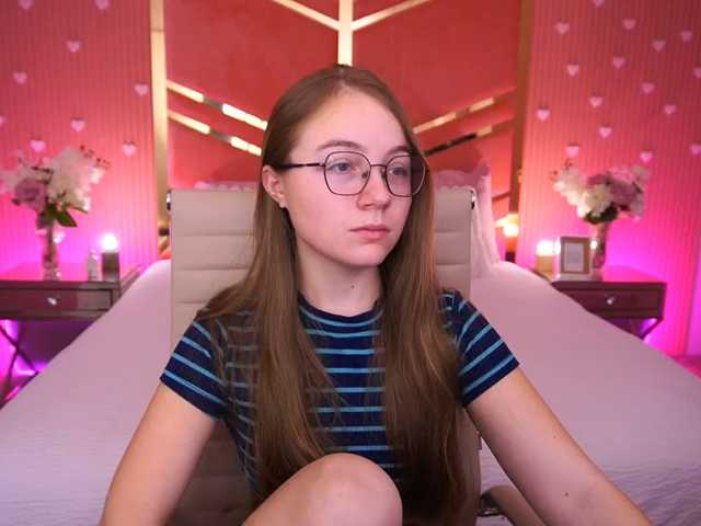 ArrinaWairr live cam on BongaCams