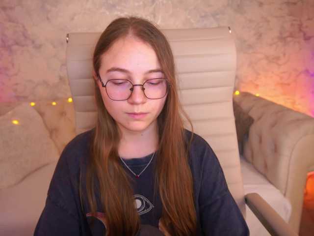 ArrinaWairr live cam on BongaCams