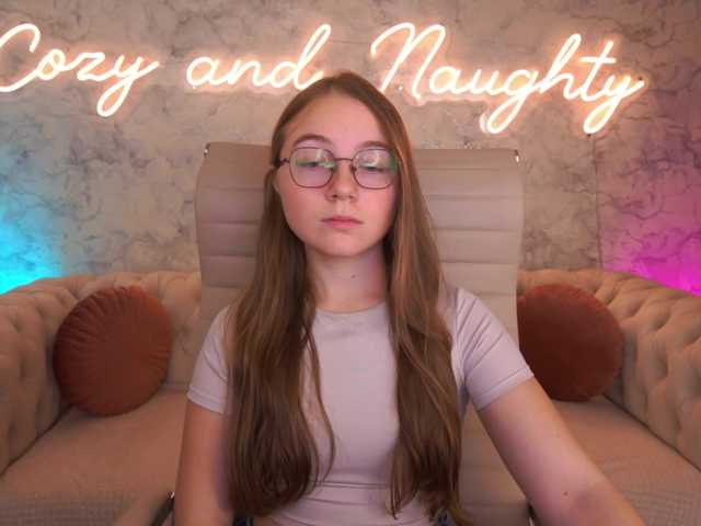ArrinaWairr live cam on BongaCams