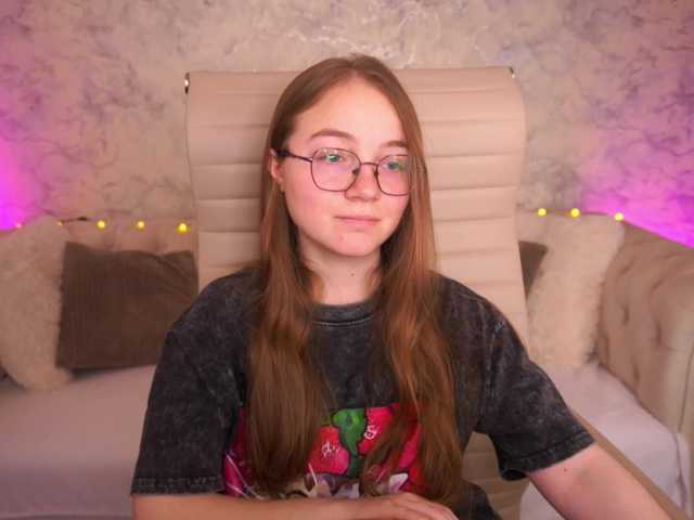 ArrinaWairr live cam on BongaCams