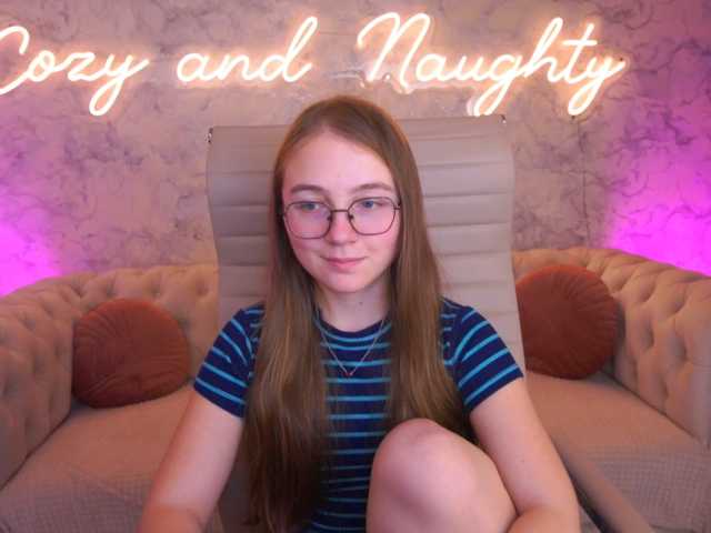ArrinaWairr live cam on BongaCams
