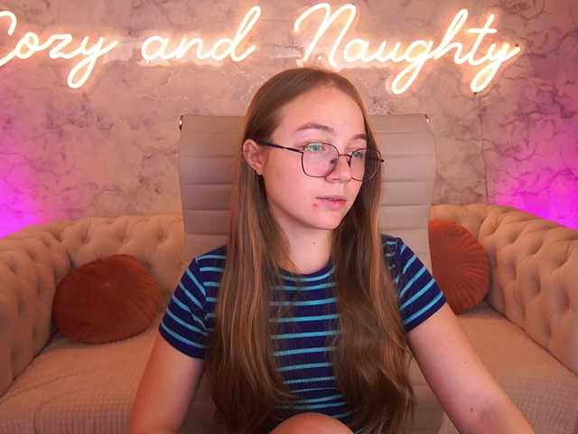 ArrinaWairr live cam on BongaCams