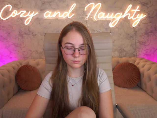 ArrinaWairr live cam on BongaCams