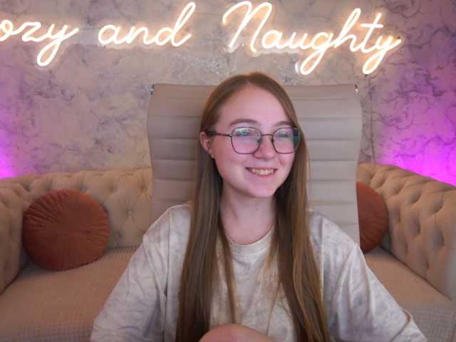 ArrinaWairr live cam on BongaCams