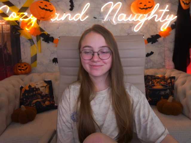 ArrinaWairr live cam on BongaCams