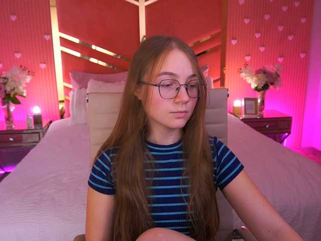 ArrinaWairr live cam on BongaCams
