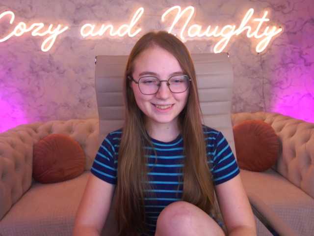 ArrinaWairr live cam on BongaCams