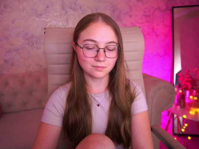 ArrinaWairr live cam on BongaCams