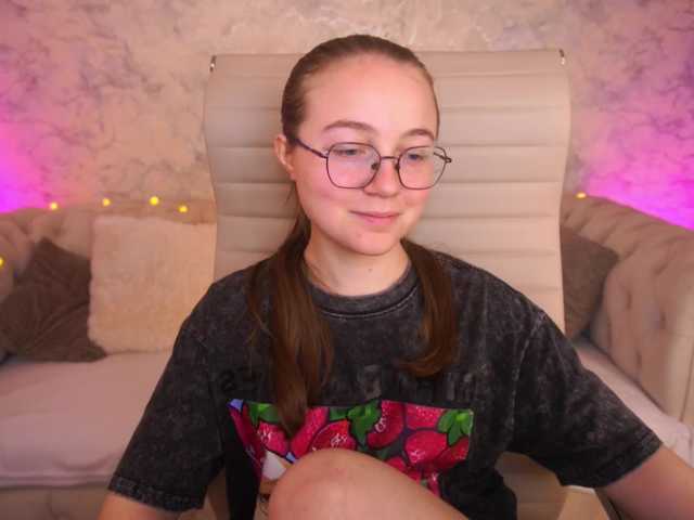 ArrinaWairr live cam on BongaCams