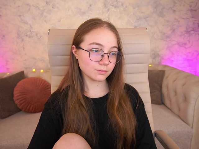 ArrinaWairr live cam on BongaCams