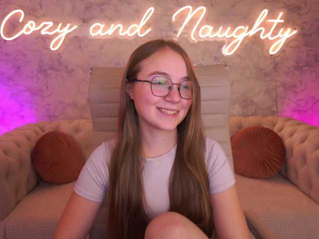 ArrinaWairr live cam on BongaCams