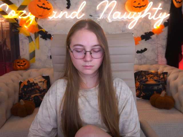 ArrinaWairr live cam on BongaCams