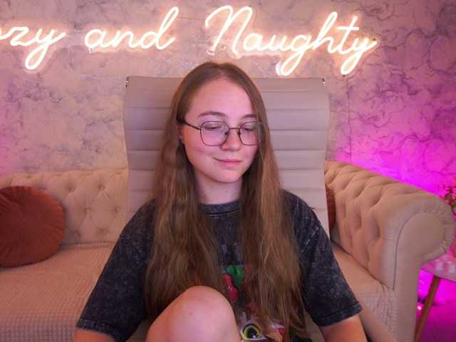 ArrinaWairr live cam on BongaCams