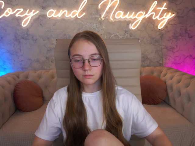 ArrinaWairr live cam on BongaCams