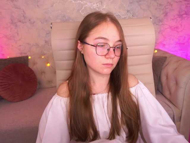 ArrinaWairr live cam on BongaCams