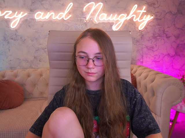 ArrinaWairr live cam on BongaCams