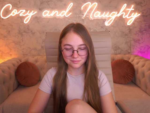 ArrinaWairr live cam on BongaCams