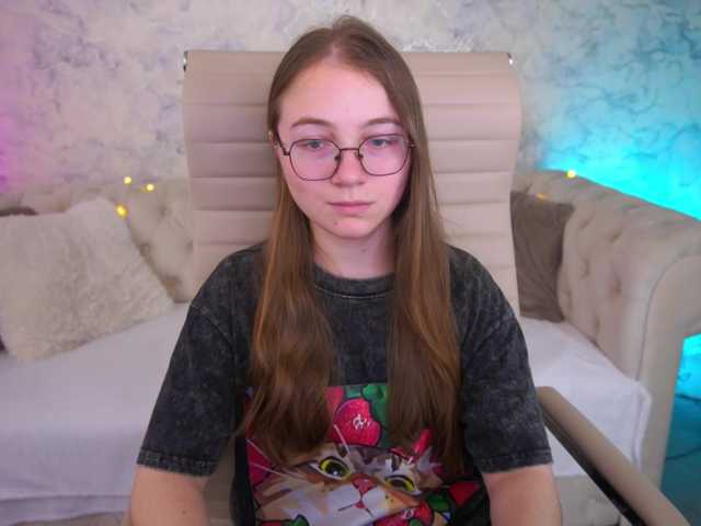 ArrinaWairr live cam on BongaCams