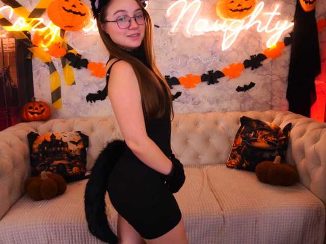 ArrinaWairr live cam on BongaCams