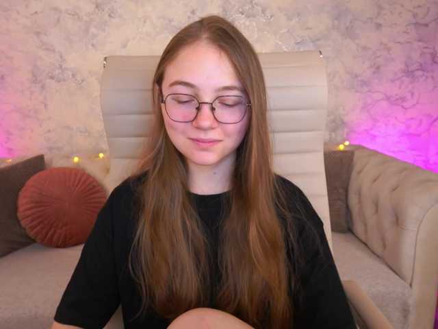 ArrinaWairr live cam on BongaCams