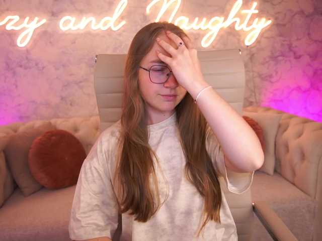 ArrinaWairr live cam on BongaCams