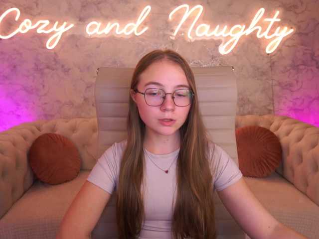 ArrinaWairr live cam on BongaCams