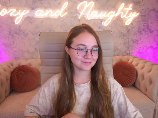 ArrinaWairr live cam on BongaCams