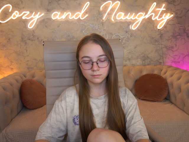 ArrinaWairr live cam on BongaCams