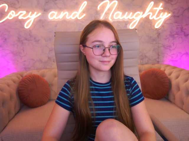 ArrinaWairr live cam on BongaCams
