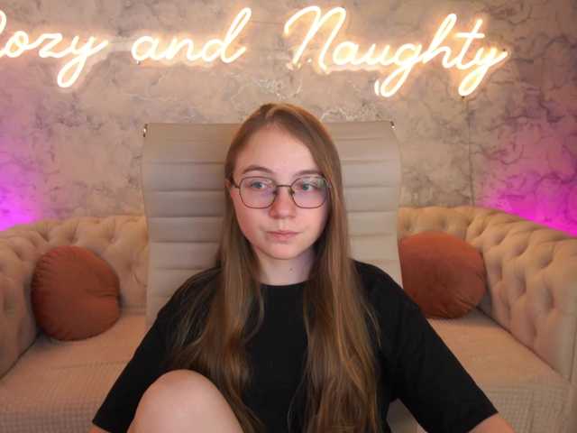 ArrinaWairr live cam on BongaCams