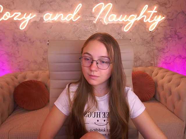 ArrinaWairr live cam on BongaCams