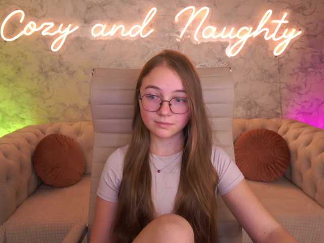 ArrinaWairr live cam on BongaCams