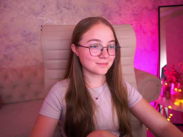 ArrinaWairr live cam on BongaCams