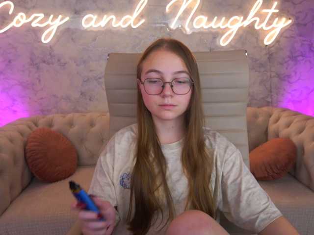 ArrinaWairr live cam on BongaCams