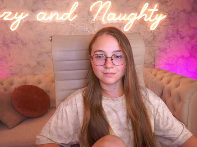ArrinaWairr live cam on BongaCams