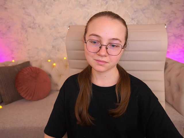 ArrinaWairr live cam on BongaCams