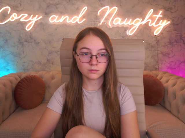 ArrinaWairr live cam on BongaCams