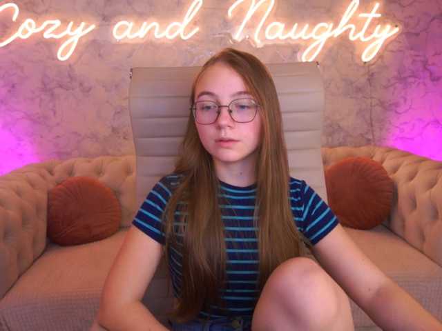 ArrinaWairr live cam on BongaCams
