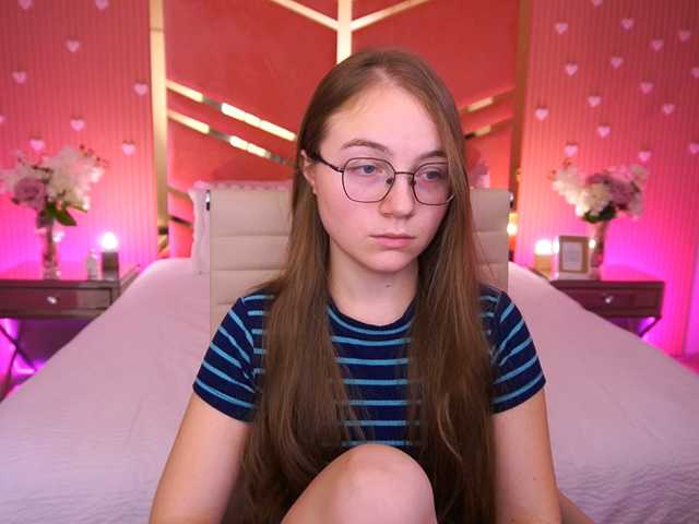 ArrinaWairr live cam on BongaCams