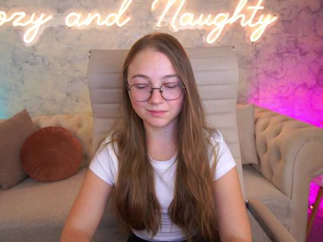 ArrinaWairr live cam on BongaCams