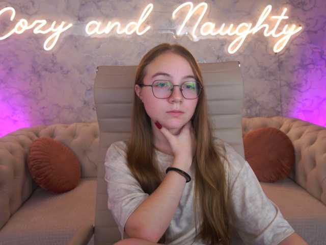 ArrinaWairr live cam on BongaCams