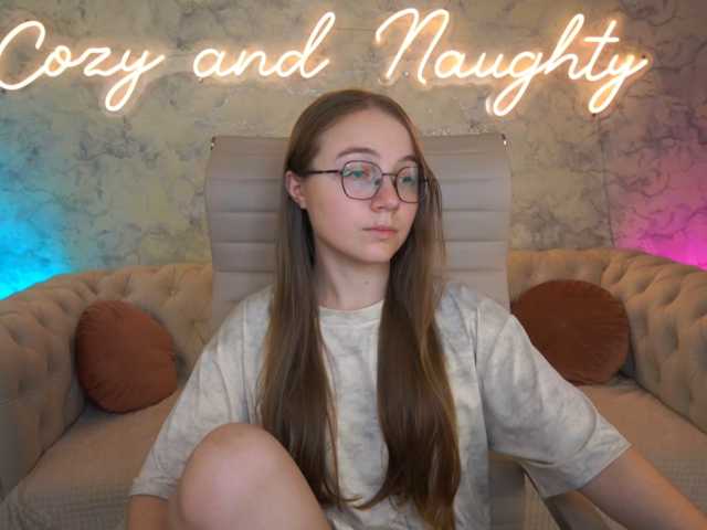 ArrinaWairr live cam on BongaCams