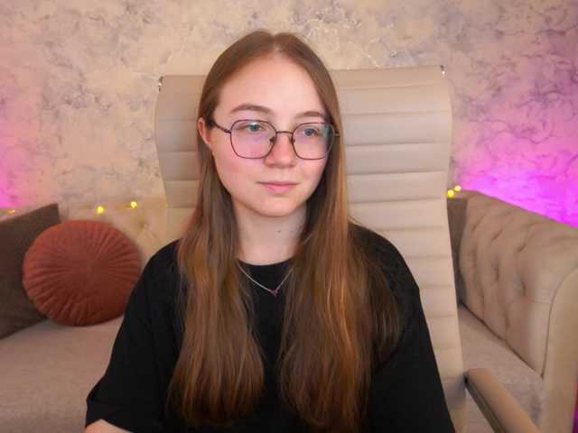 ArrinaWairr live cam on BongaCams