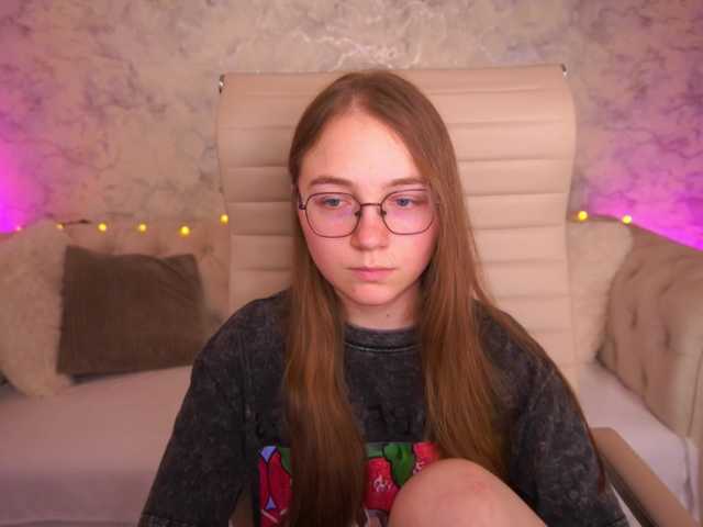 ArrinaWairr live cam on BongaCams