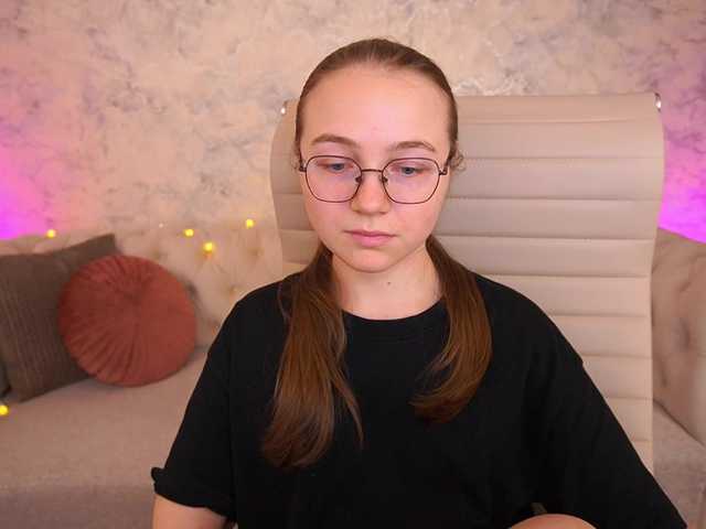 ArrinaWairr live cam on BongaCams