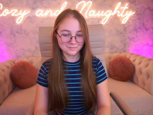 ArrinaWairr live cam on BongaCams