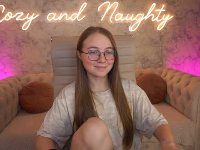 ArrinaWairr live cam on BongaCams