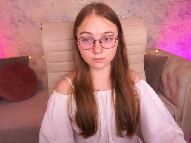 ArrinaWairr live cam on BongaCams