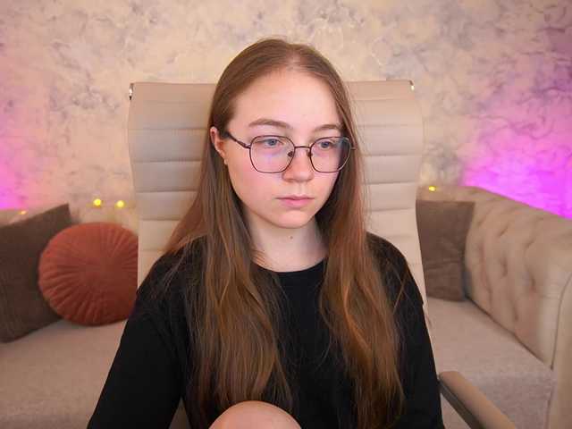 ArrinaWairr live cam on BongaCams